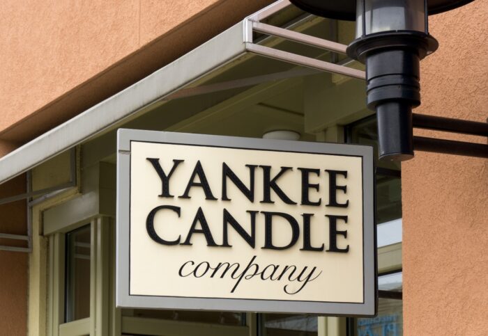 Yankee Candle store exterior.