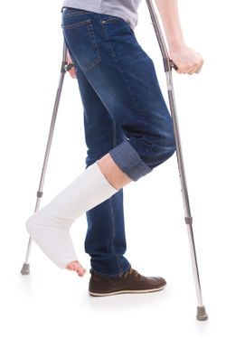 man files slip and fall lawsuit after injury