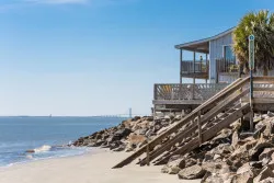 VRBO class action lawsuit