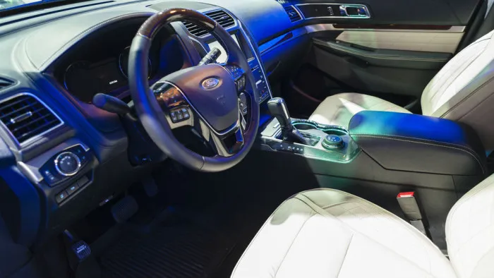 Ford-Explorer-passenger-cabin
