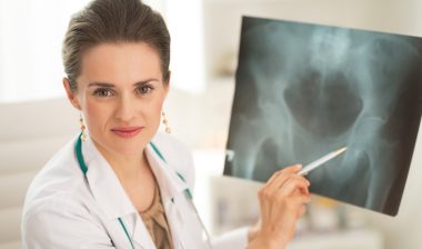 metal hip implant