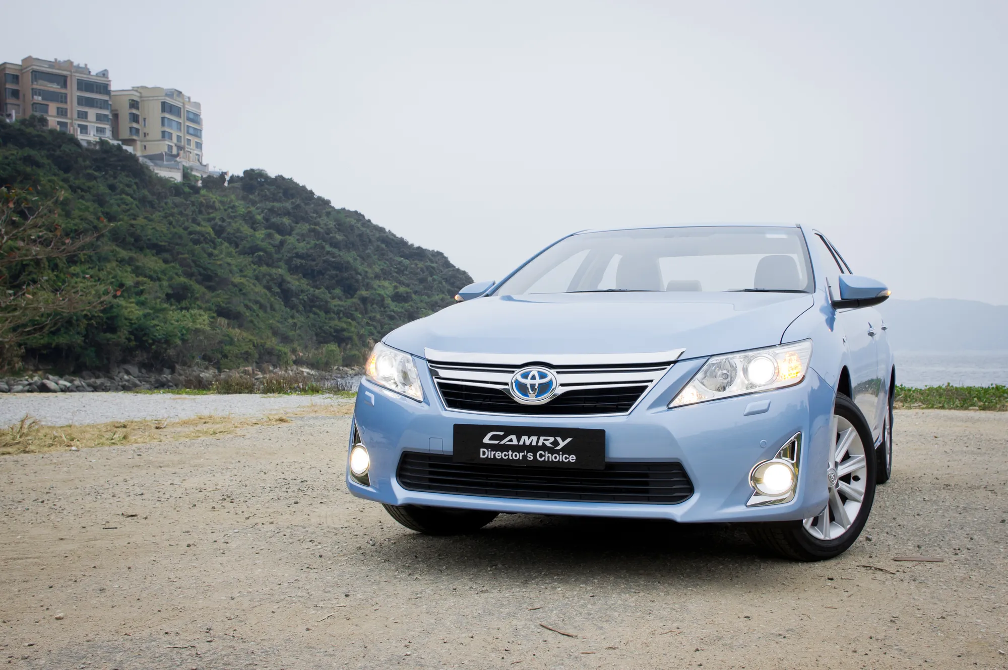 Toyota Camry Hybrid 2012