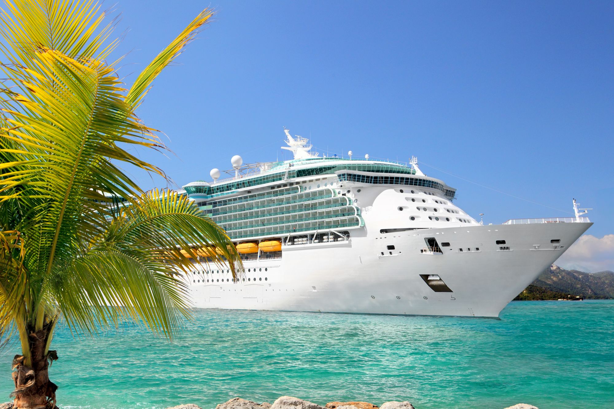 cruise-ship