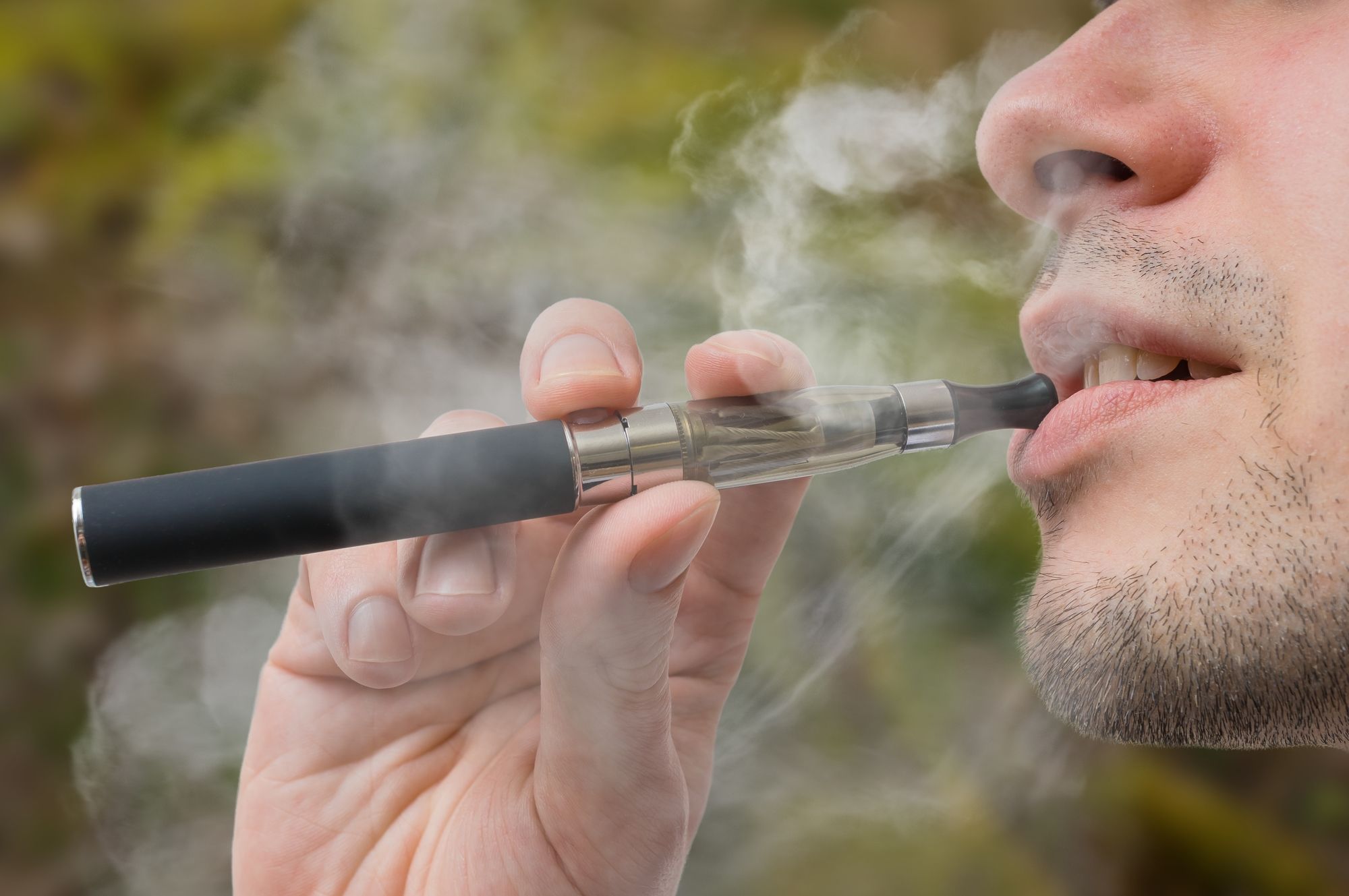 elfbar nachfüll pod läuft aus Stoke man left needing plastic surgery after 'horrendous' vape explosion |  Local News | News | Stoke Nub News main image 1