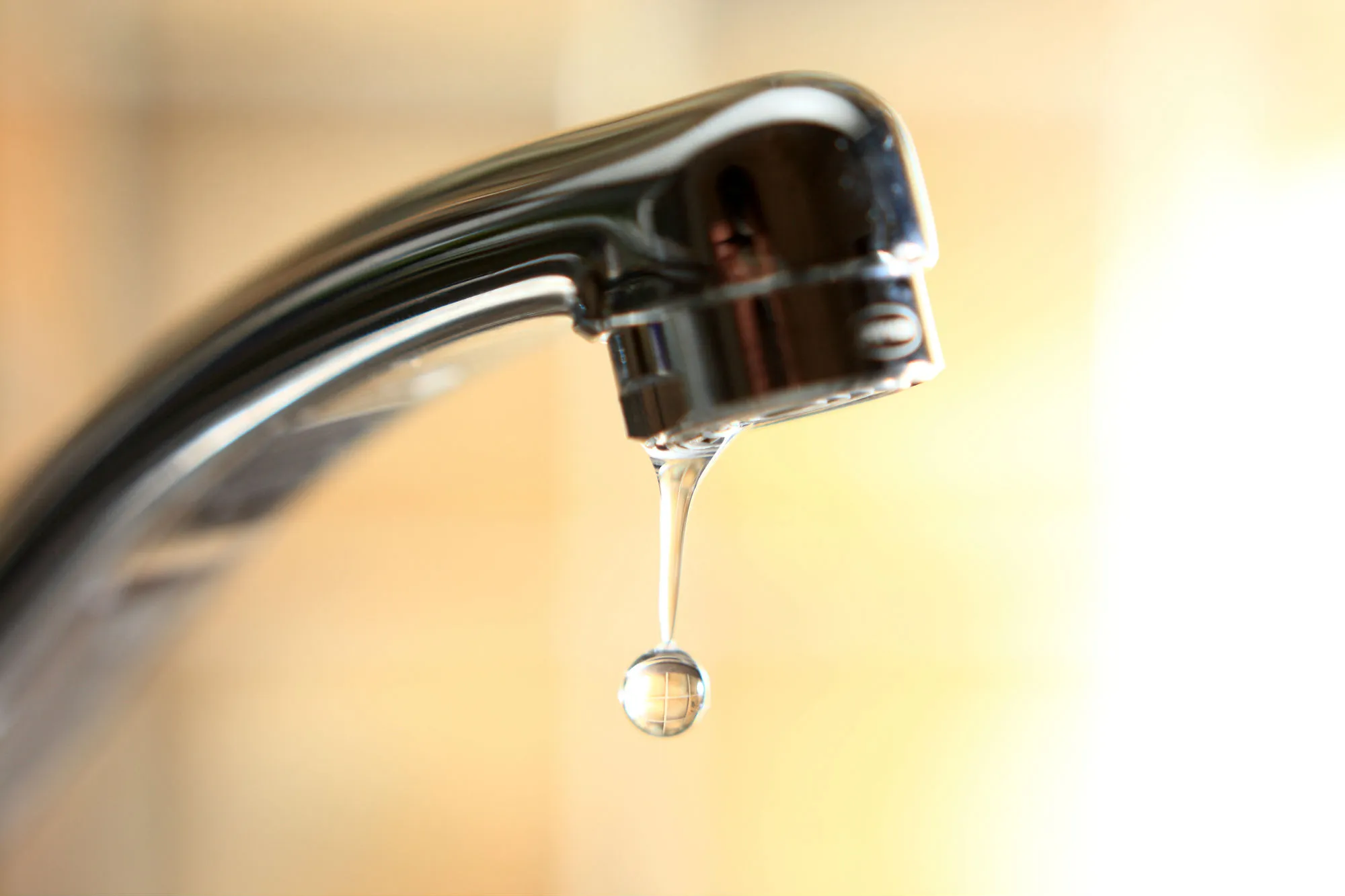 kitchen-water-faucet