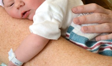 newborn-baby-blindness