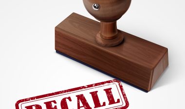 DePuy ASR hip implant recall revision surgery
