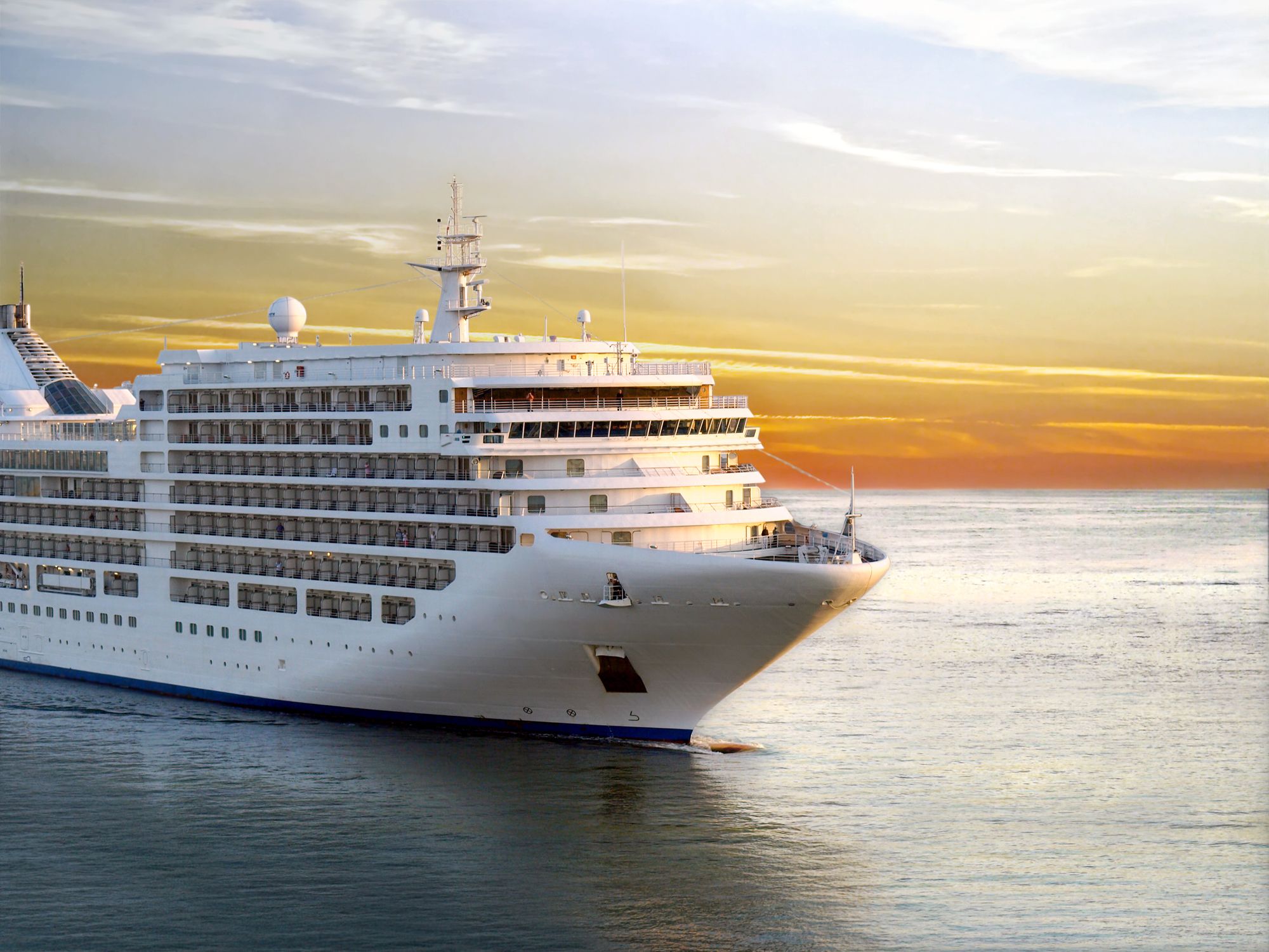 cruise-ship