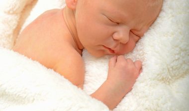 newborn-baby-blindness
