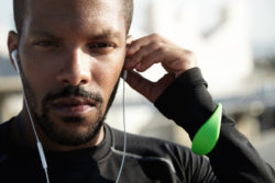 Powerbeats2 Powerbeats3 battery charge headphones