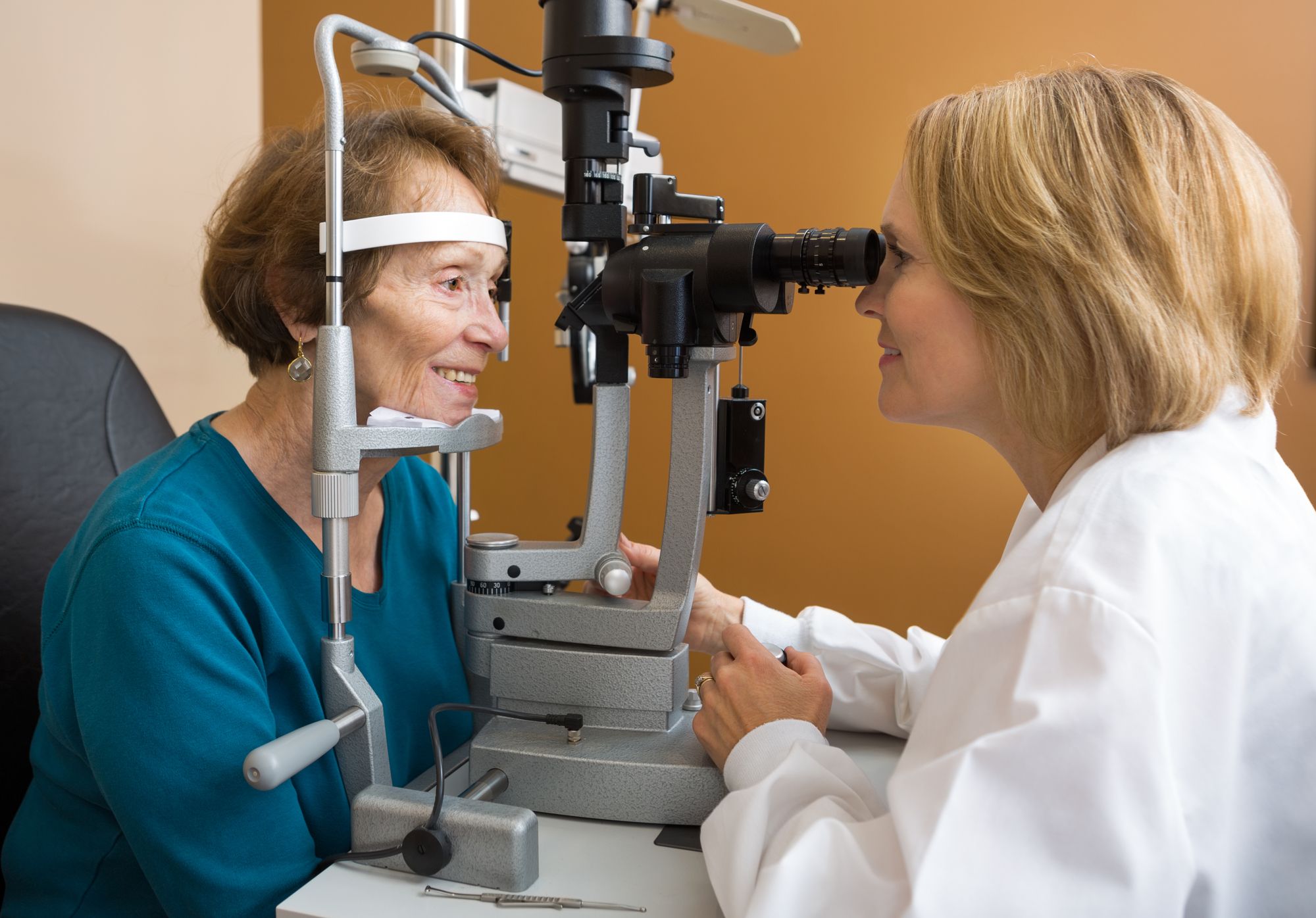 Complications After Avastin Eye Injection Treatment Include Vision Loss Complications After Avastin Eye Injection Treatment Include Vision Loss