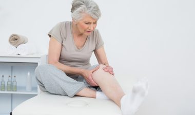 Zimmer Persona tibial plate recall knee implant