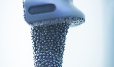 metal hip implant