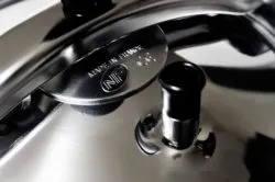 pressure cooker explosions burns injury