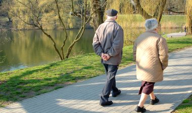 DePuy Zimmer hip implant couple walking