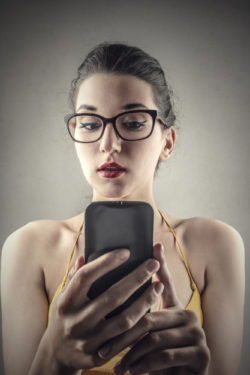 woman-with-phone