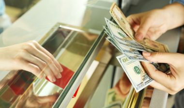 bank teller cash overdraft fees