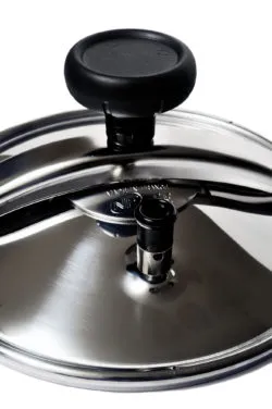 Pressure cooker stainless steel explosion burn