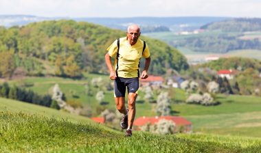 knee replacement knee implant recall Arthrex runner