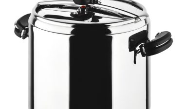 Pressure cooker steel explosion burns