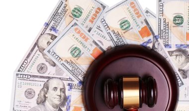 settlement money gavel