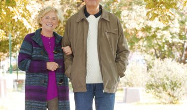 hip replacement hip implant couple walking