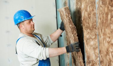 asbestos mesothelioma man installing insulation
