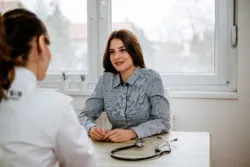 Pap smear cervical cancer woman seeing gynecologist