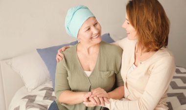 Woman Sues After Suffering from Permanent Alopecia After Chemotherapy