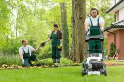 groundskeepers who use Roundup are at risk of glyphosate exposure