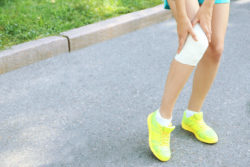 the tibial plate in the Zimmer Persona Knee has been causing complications