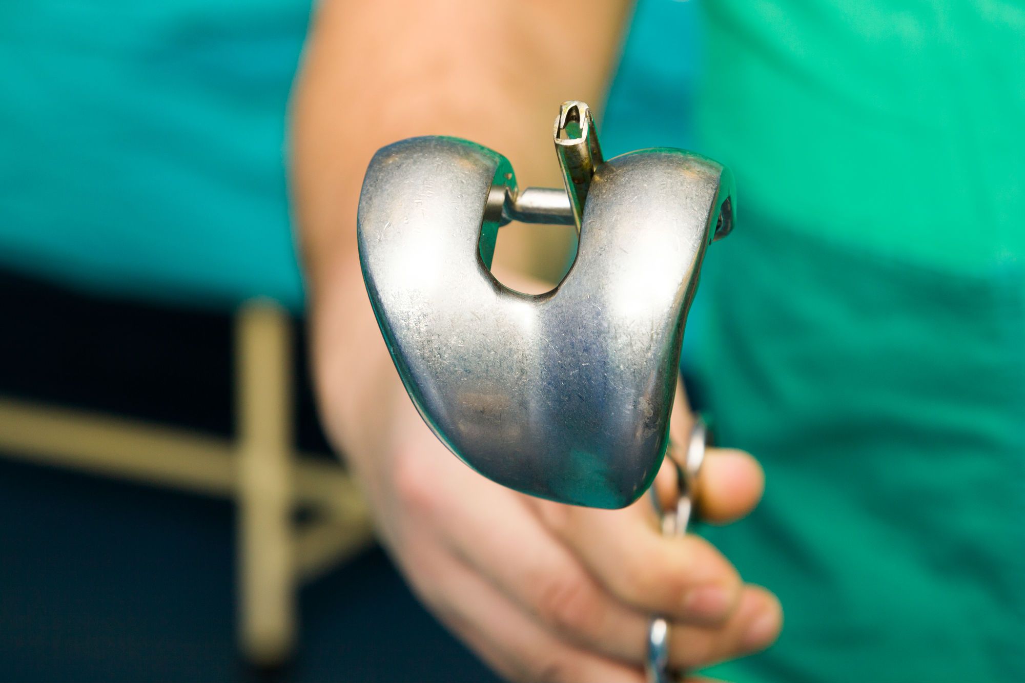 Zimmer Knee Replacement Device May Come with Complications Top Class