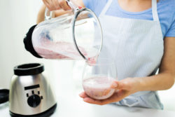 Owners of Waring Blenders Report Black Flecks in Blended Food