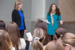 female students pursue lawsuit against USC gynecologist for sexual abuse