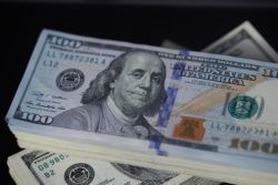 Stryker hip settlement