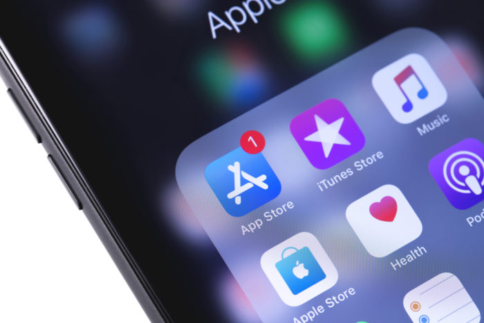 apple iphone with app store itunes store