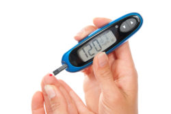 DIabetes patient worried about side effects of Invokamet measures glucose levels.