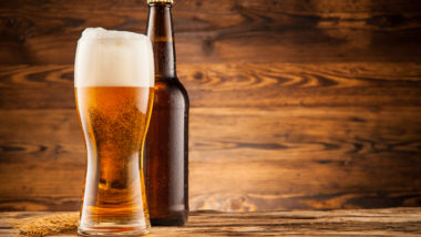 glass of kona beer