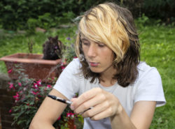 JUUL health issues aside, the company is targeting young people, study finds.