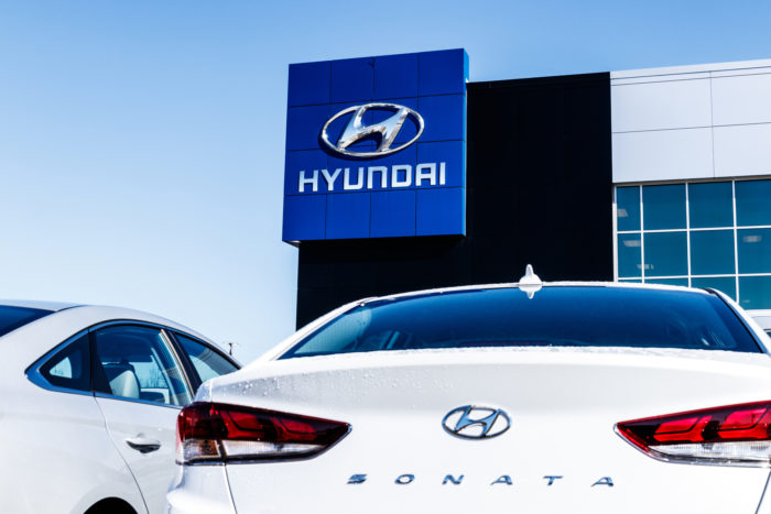 hyundai sonata smart trunk