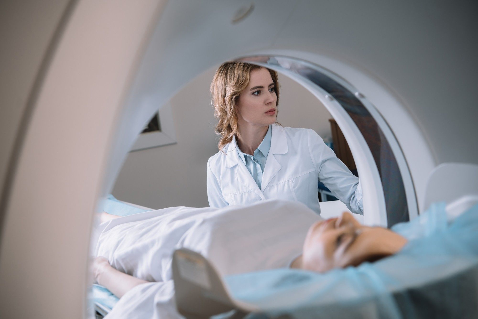 radiologist and mri