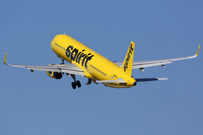spirit airlines airplane