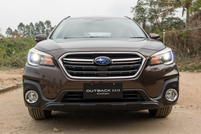 subaru outback windshield