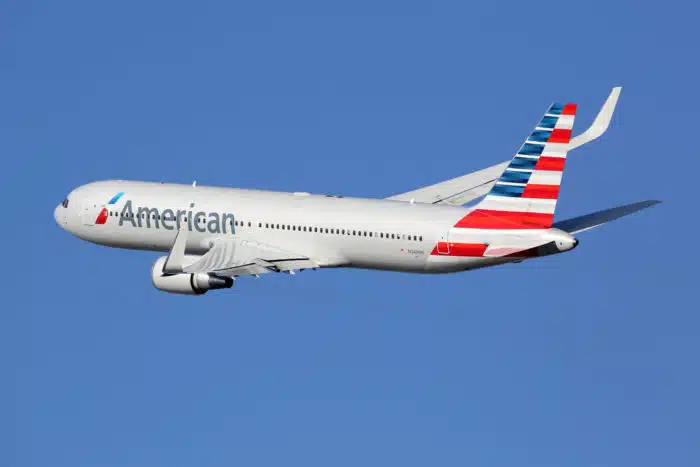 American Airlines plane