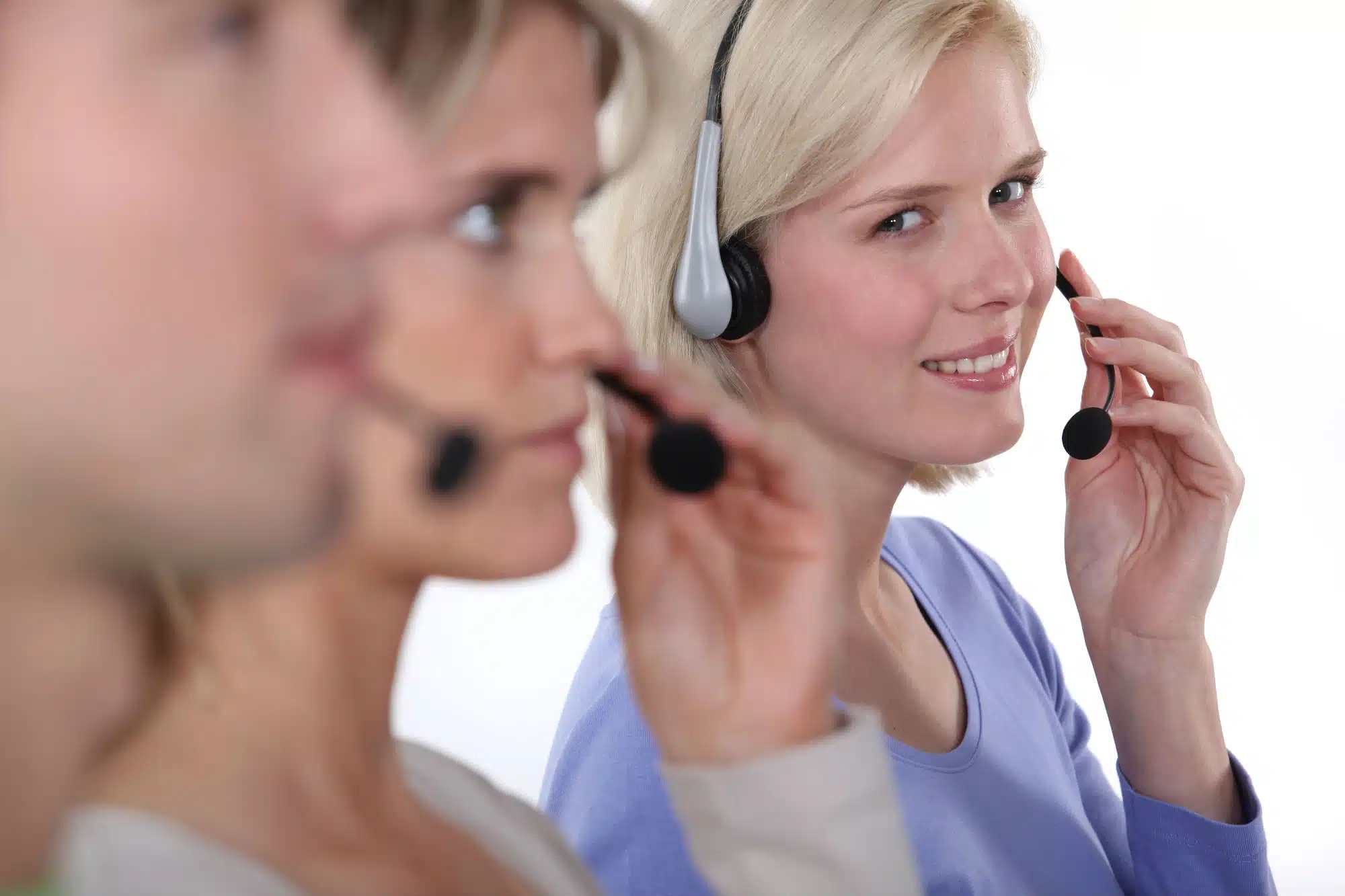To legally record phone calls, businesses must follow boith state and federal laws.