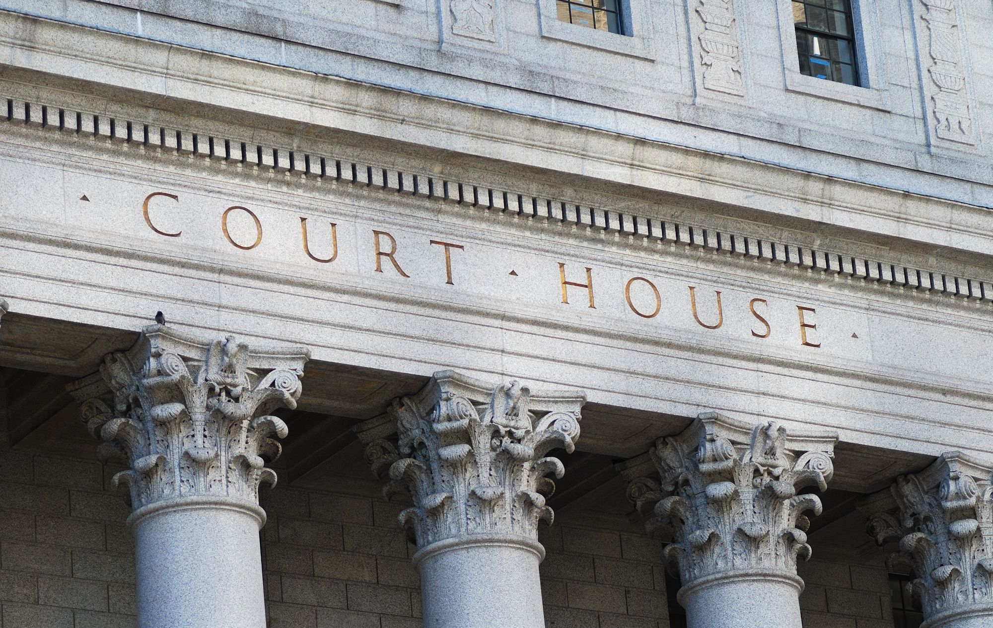 Exterior of a courthouse regarding the Canadian courthouse closing due to the coronavirus 