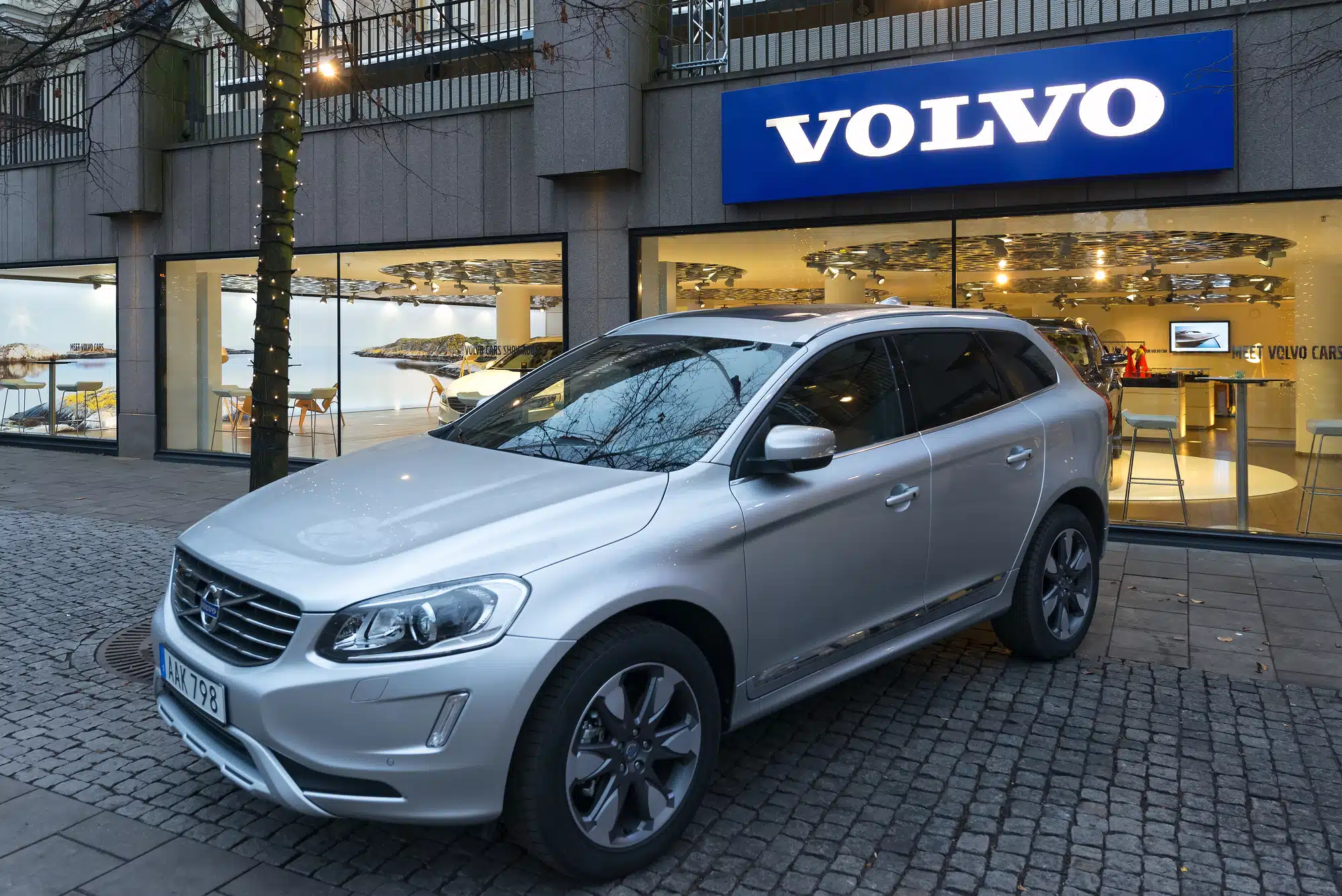 Volvo xc90 car
