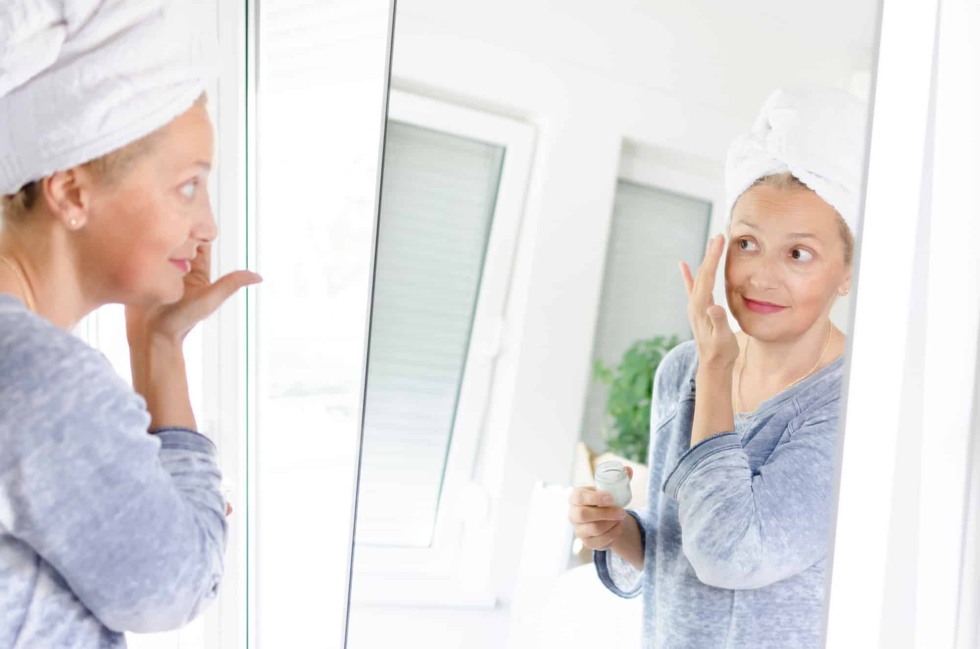 woman beauty routine after bath