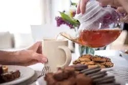 Bigelow Tea ads may be misleading.