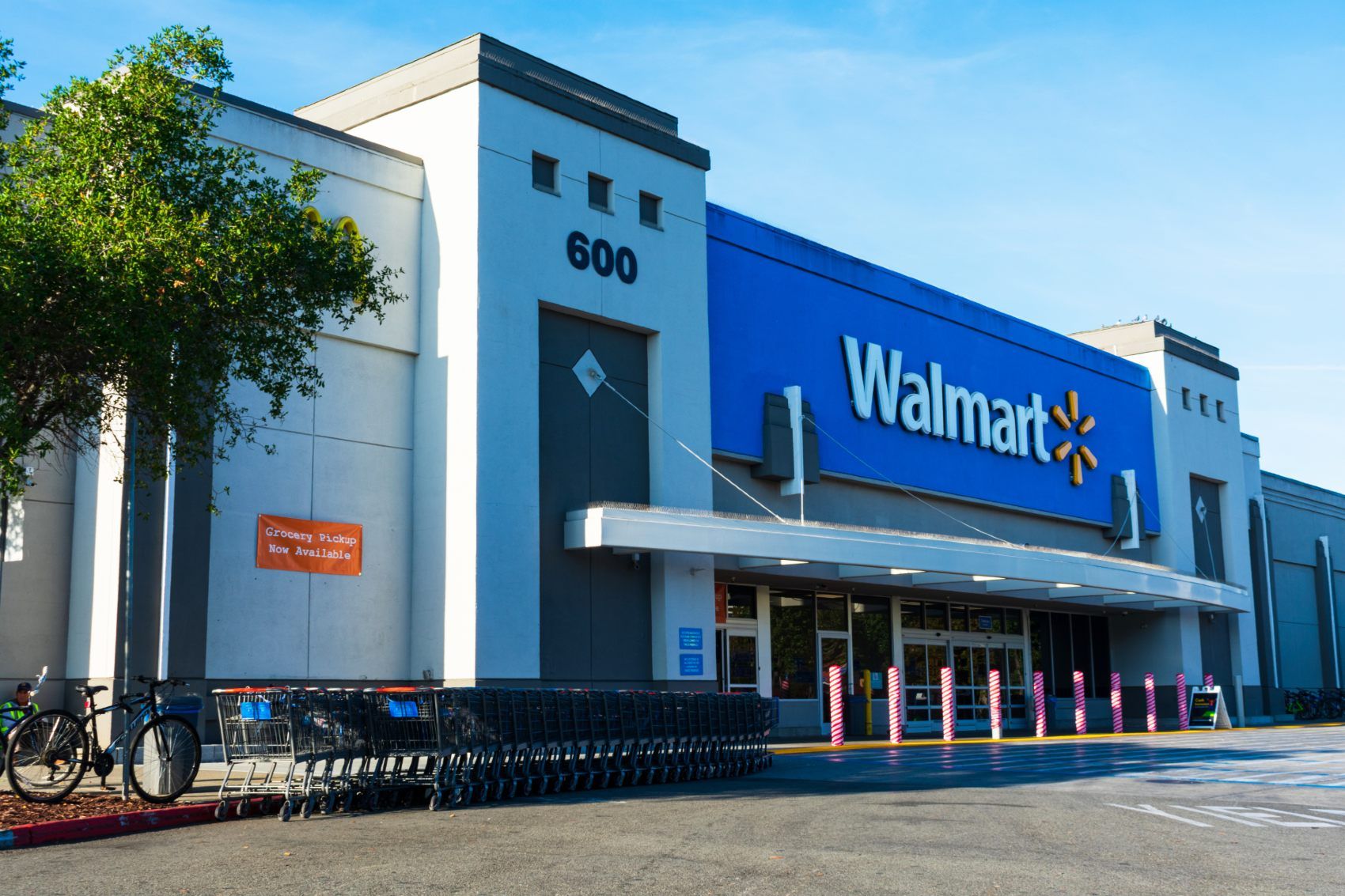 Walmart store front